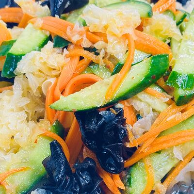 Салат из коралловых грибов в Гейша суши по цене 630 ₽