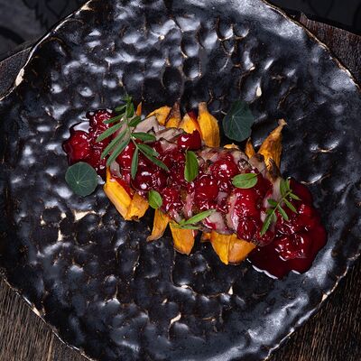 Филе утки с бататом и вишневым соусомв Tangiers Lounge по цене 1160 ₽