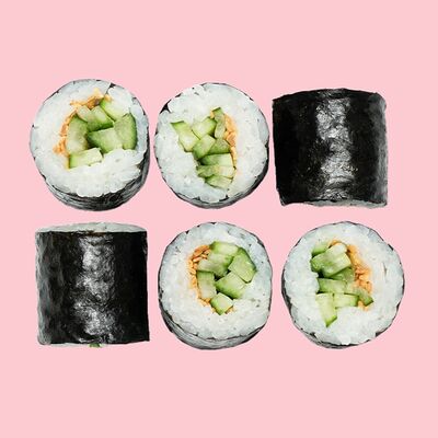 Маки с огурцом в MyRoll по цене 410 ₽