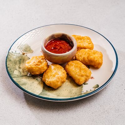 Наггетсы с кетчупом в Мамука по цене 240 ₽