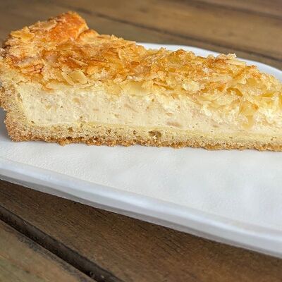 Рикотта с грушей и миндалем в Мидийная по цене 350 ₽