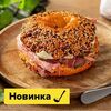 Бейгл Рубен с пастрами из говядины в Пока горячее по цене 650