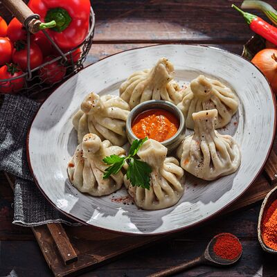 Хинкали с бараниной в Пельмения по цене 672 ₽