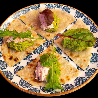 Роти с крабом и огурцом в Ultramen.jp по цене 330 ₽