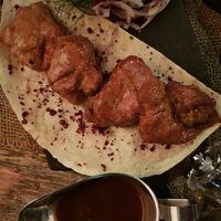 Шашлык из cвинoй корейки в Дюшес