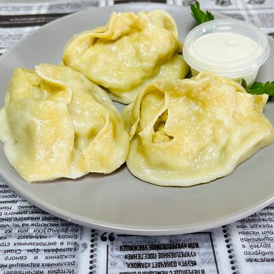Манты с лесными грибами и картофелем в БлинОК! по цене 299 ₽