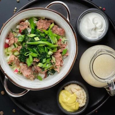 Окрошка мясная в Mesto Sushi & Grill по цене 390