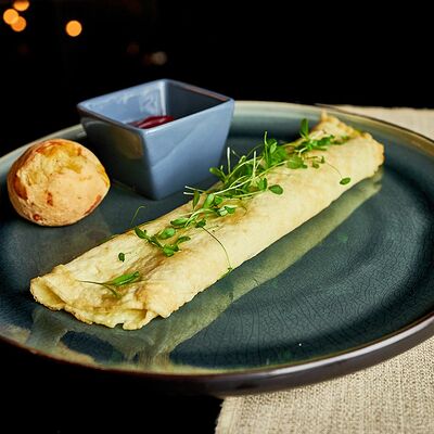 Омлет с сыром в Chocolate по цене 320 ₽