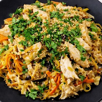 Лапша Фо Сао Га в Food Hanoi по цене 630 ₽