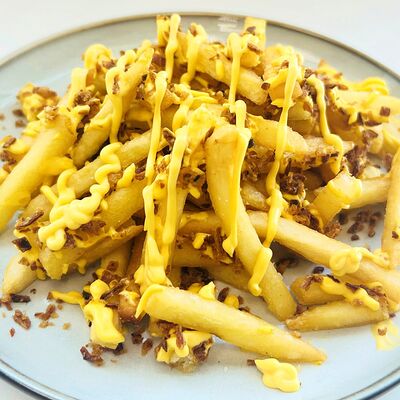 Картофель фри по-деревенски в Ostrov по цене 319 ₽