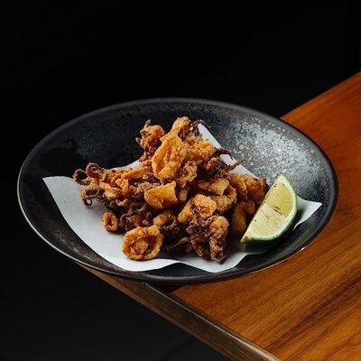 Хрустящий кальмар в Buba Sushi по цене 1070 ₽