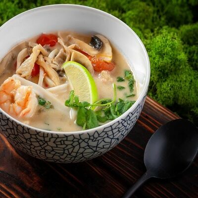 Том Ям с лапшой в Эбби Noodles & Sushi Bar по цене 380