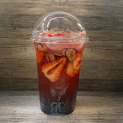 Чай с клубникой в Pho Bo-Bubble Tea and Coffe Co Co Milk по цене 500 ₽