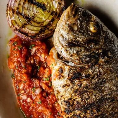 Дорадо на гриле в Rozas bar по цене 1780 ₽