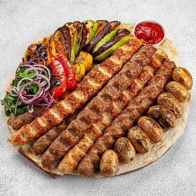№19 Шашлычный сет из люля-кебабов в Шашлык - BBQ по цене 13259 ₽