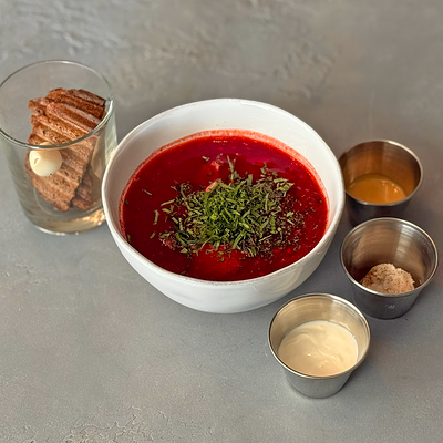 Борщ с говядиной в Чайхана Баранжар по цене 595 ₽