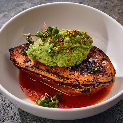 Печеный батат с гуакамоле и пикантным карри в Eshak по цене 750