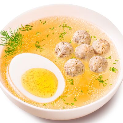 Куриный бульон с 6 фрикаделькамив Сковородовна по цене 300 ₽