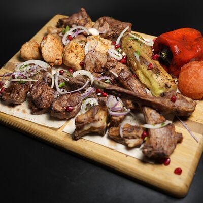 Ассорти шашлыков ХХLв Хинкало Бадаги по цене 13800 ₽