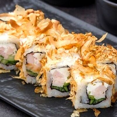 Ролл Бонито с курицей в Fish Roll по цене 1320 ₽