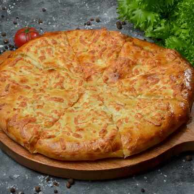 Хачапури по-мегрельски в Шашлычный дворик по цене 660 ₽