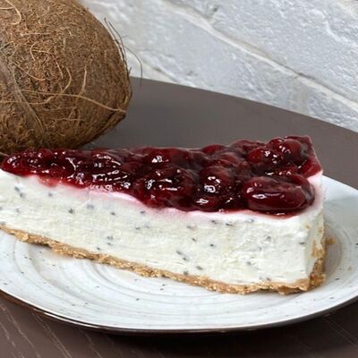 Чизкейк вишня и семена чиа в Кусай эклер по цене 400 ₽