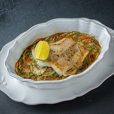 Палтус запеченный в печи в Florentini City Café по цене 1990 ₽