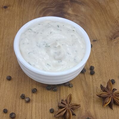 Соус фирменный чесночный шаурмастер в Шаурмастер по цене 100 ₽