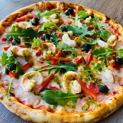 С тигровыми креветками 30 см в Вкусные пиццы по цене 1400 ₽