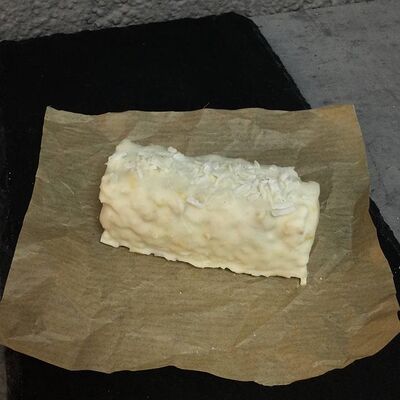 Батончик зерновой с манго и кокосом без сахара в Do.bro coffee по цене 190 ₽