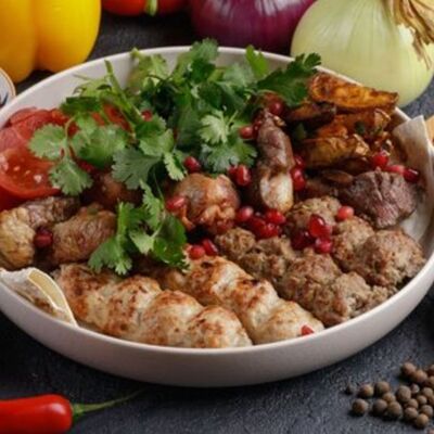 Ассорти из шашлыков в Добрый Грузин по цене 2500 ₽