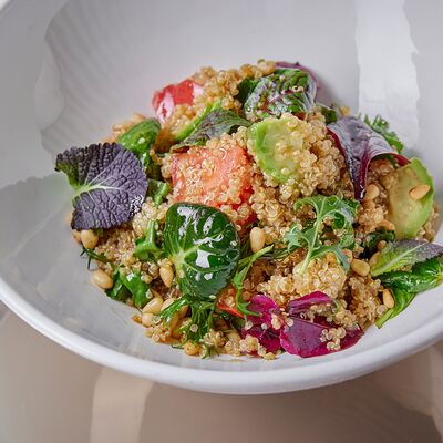 Зеленый салат в Море на Патриках по цене 560