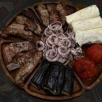 Бастурма из говядины в Waypmust kebab