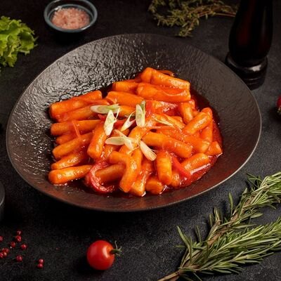 Обжаренные корейские рисовые клёцки в Корё по цене 710 ₽