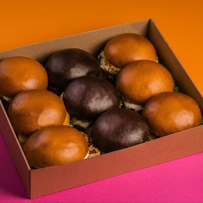 Бургер-бокс №2 в Black Star Burger по цене 4950 ₽