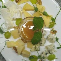 Ассорти сырное в У сяброу