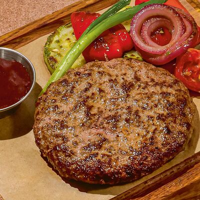 Фирменный бифштекс Антрекот в Антрекот по цене 910 ₽