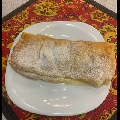 Слоенка с творогом в Мастер вкуса по цене 75 ₽