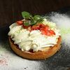 Десерт Баноффи пай с бананом, карамелью и сливочным кремом в Shabby по цене 670