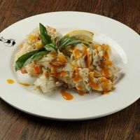 Дальневосточный кальмар на гриле с облепиховым соусомв Сварня