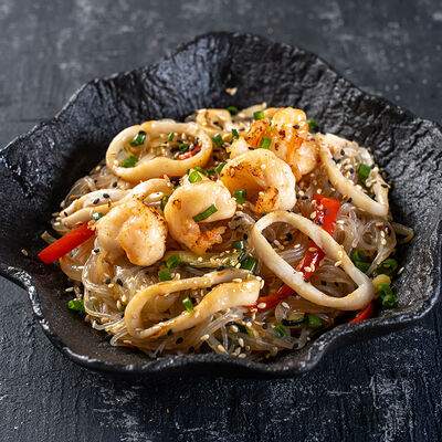 Фунчоза с морепродуктами в Kitana по цене 732 ₽