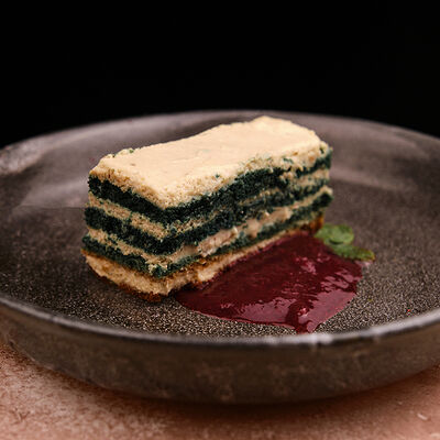 Торт из халвы в The Pivo по цене 350 ₽