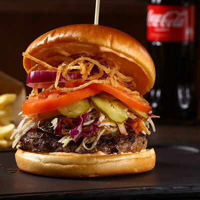 Кунг-фу бургер в T.G.I. Friday's по цене 845