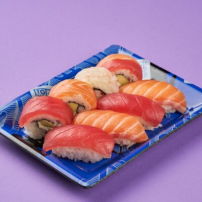 Набор №17 в Toyosu sushi по цене 1300 ₽