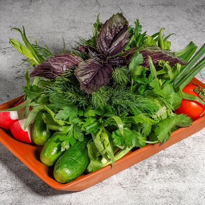 Букет из свежих овощей и зелени в Хинкальная по цене 790 ₽