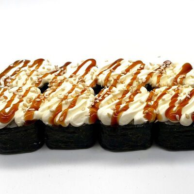 С жареным лососем в Эби Суши по цене 480 ₽