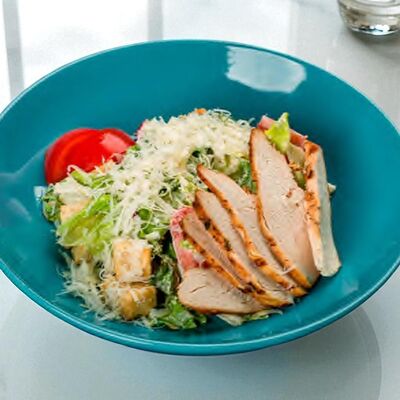 Салат Цезарь в Пожарка по цене 600 ₽