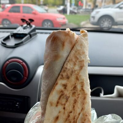 Кавказская с курицейв Шаурма у Виджая по цене 450 ₽