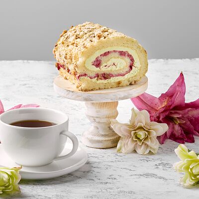 Рулет меренговый Фисташка-Малина в Кондитерская СантОноре по цене 608 ₽