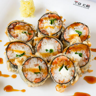 Темпура-ролл Филадельфия маки в Луиджи & Тосё по цене 399